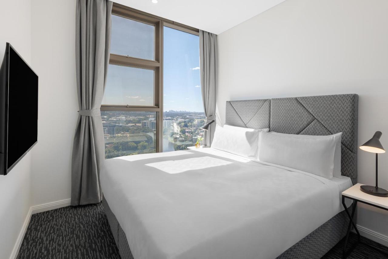 Meriton Suites George Street, Parramatta Sydney Bagian luar foto